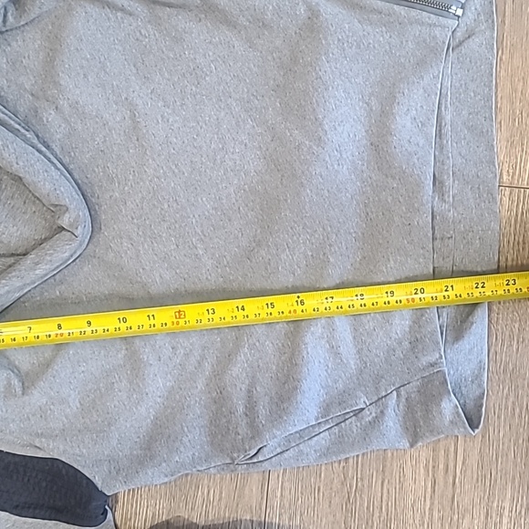 Lululemon Sway Cowl Neck Jacket sz 8 Grey, Side Zipper - Picture 8 of 13